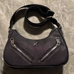 Black Women's purse NWOT